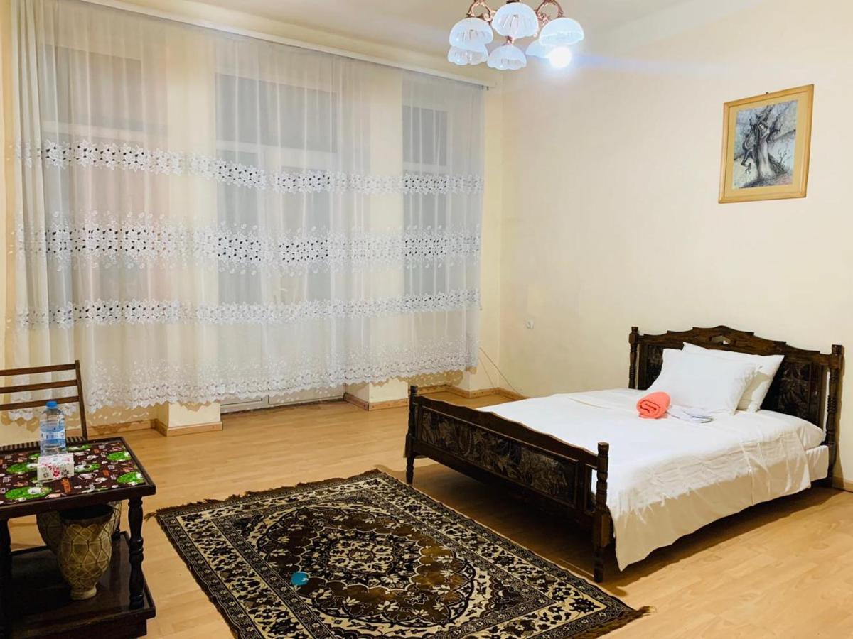 Infinity Hostel & Tour Jerevan Eksteriør bilde
