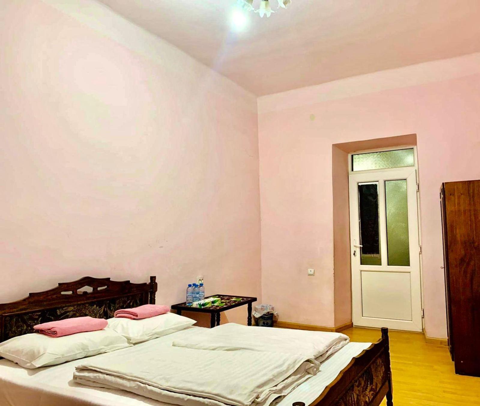 Infinity Hostel & Tour Jerevan Eksteriør bilde